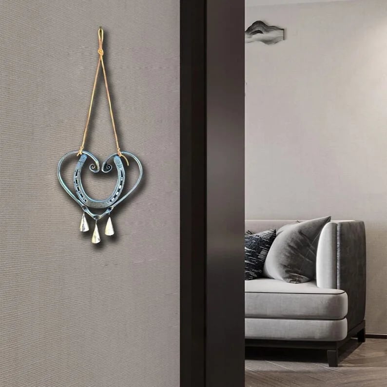 Ręcznie wykonany gong na szczęście ze stalowymi gwoździami