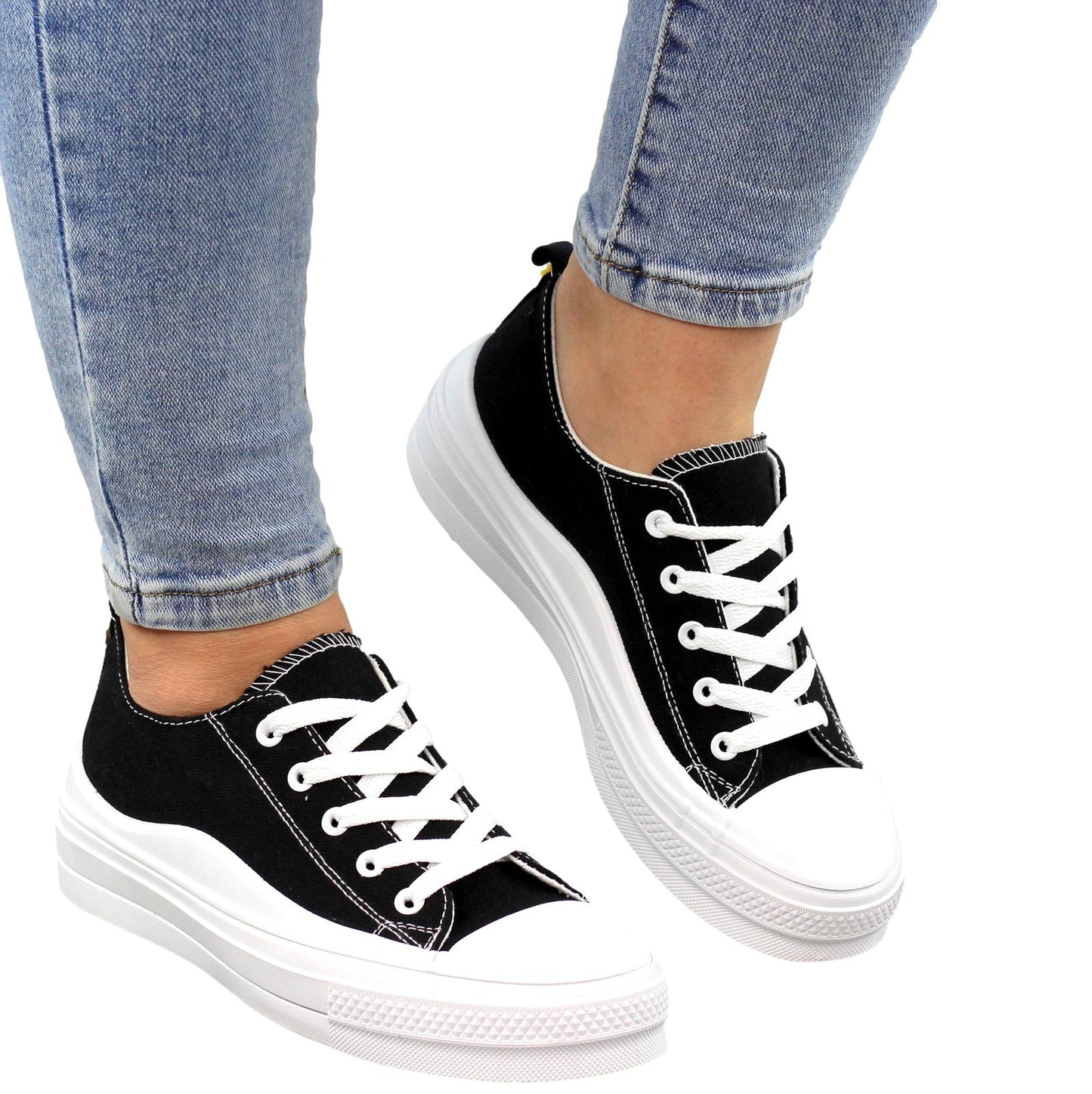 CZARNE TRAMPKI DAMSKIE NA GRUBEJ PODESZWIE