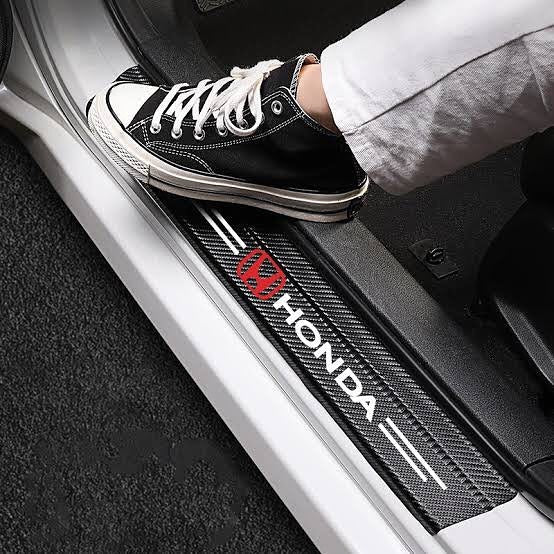 Osłona progu drzwi z włókna węglowego (8 szt.)