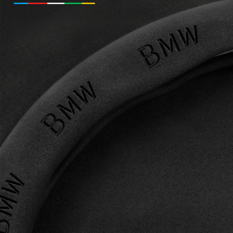 TrackVibe | Czarny pokrowiec na kierownicę z zamszu węglowego – antypoślizgowy i odporny na zużycie