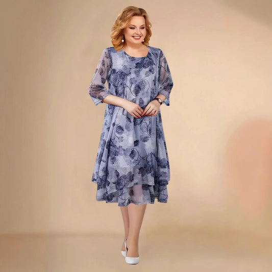 Elegancka asymetryczna sukienka z szyfonu z krótkim rękawem i kwiatowym wzorem