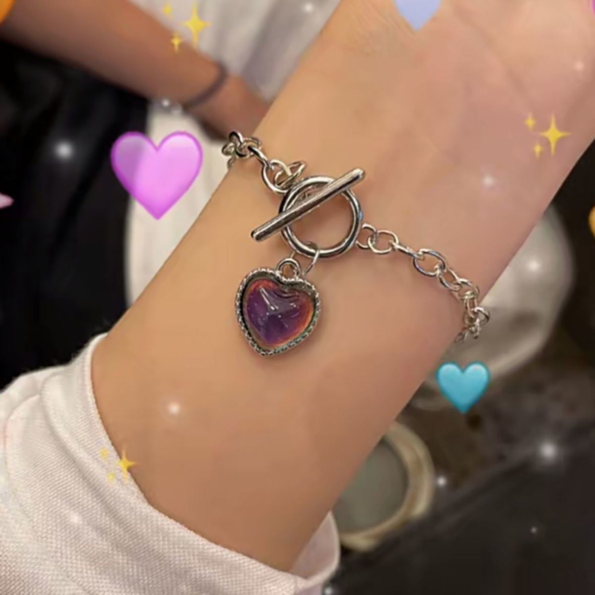 Zmienia kolor wraz z temperaturą Twojego ciała – magiczny efekt serca na skórze, jak żywy organizm – Termoczuła biżuteria serce – Na pobranie! ❤️