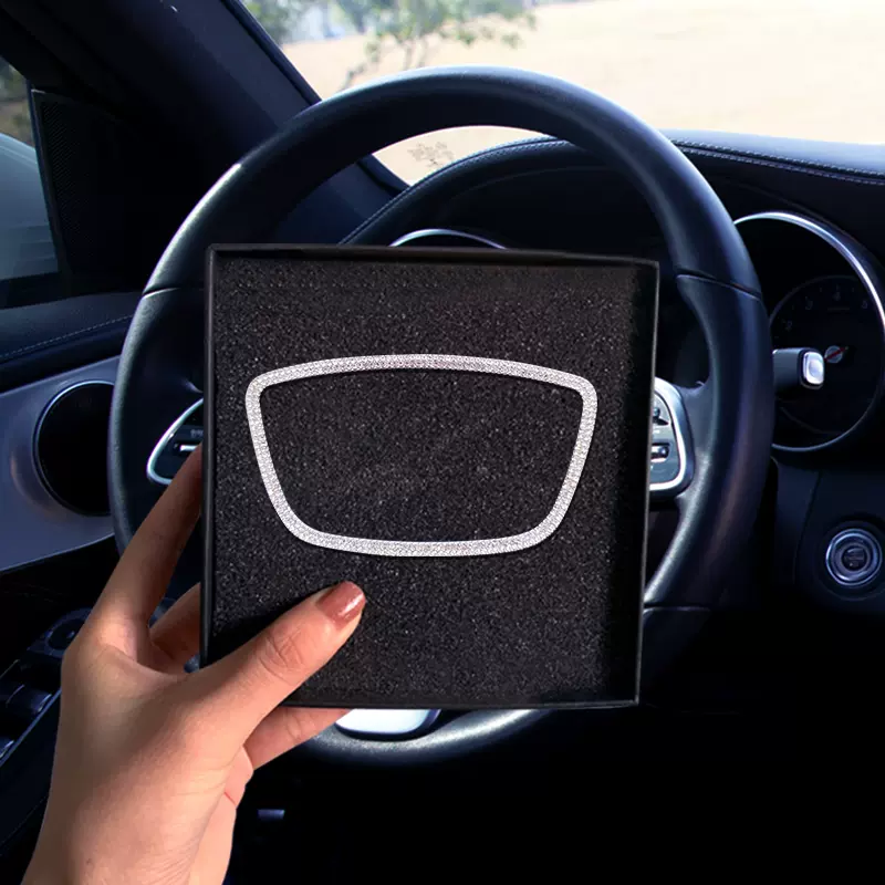 Naklejka kryształowa na kierownicę