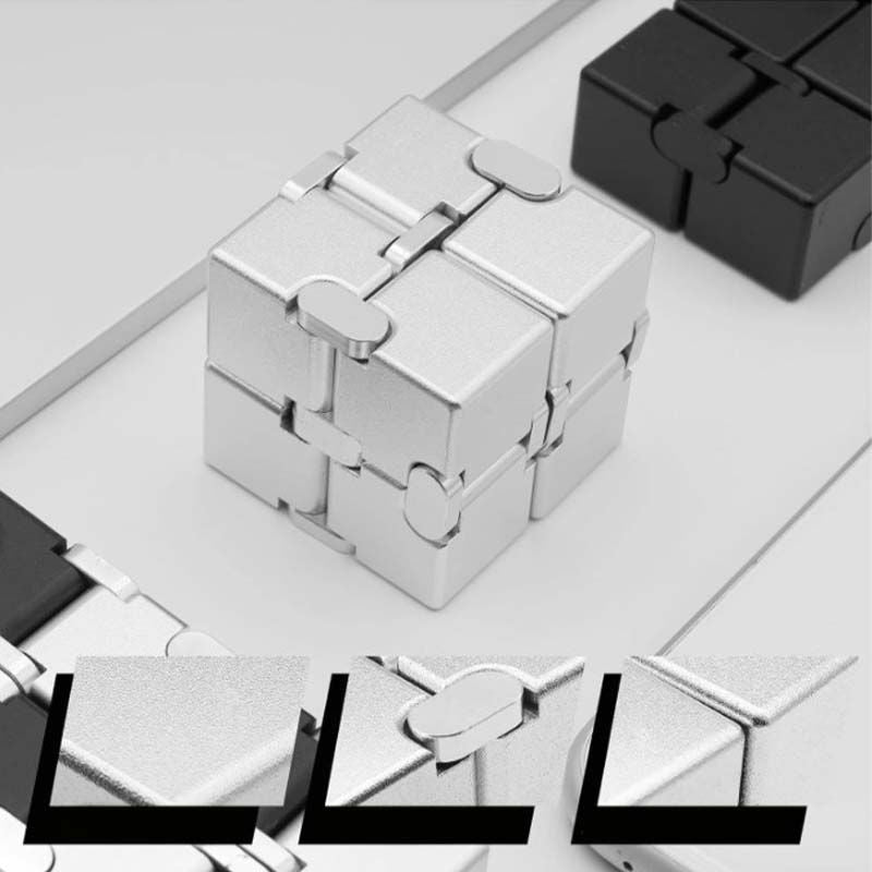 Infinite Cube – Uwolnij nieograniczoną zabawę!