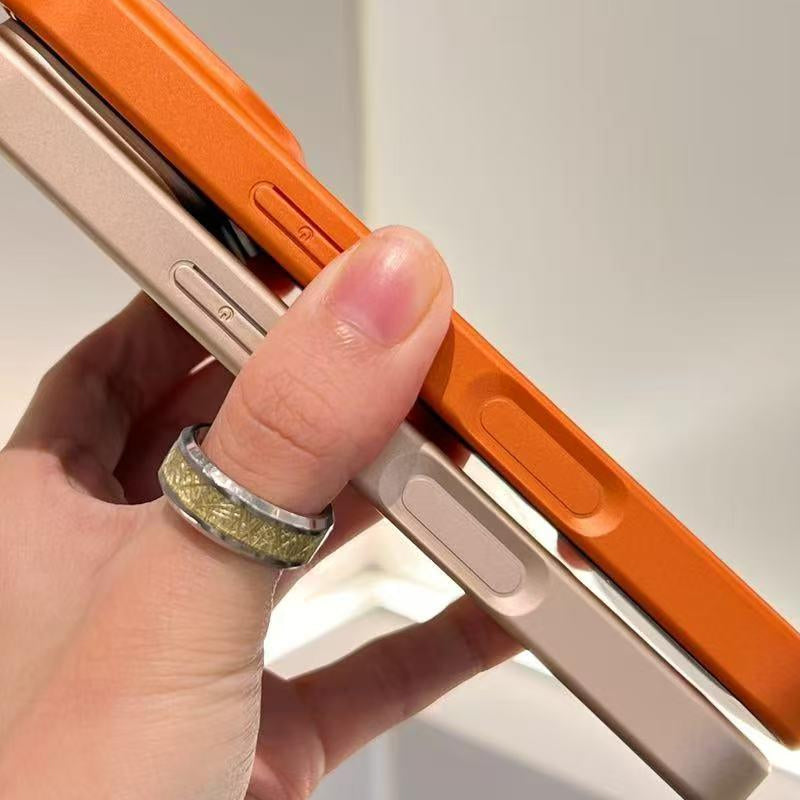 🎯 Etui na telefon z wysokiej jakości skóry, chroniące przed uderzeniami | Chroni przed upadkami, zarysowaniami i kurzem, a jednocześnie zapewnia luksusowe wykończenie